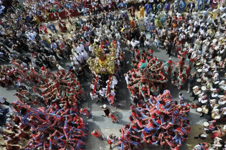Entrada de la Mare de Déu