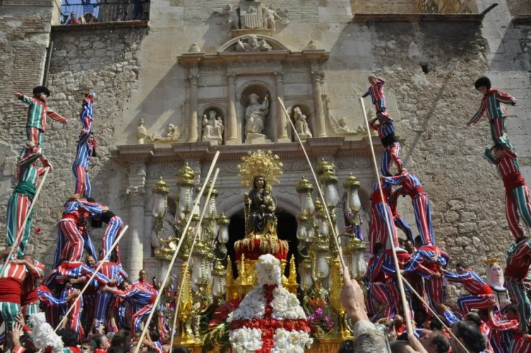 Entrada de la Mare de Déu